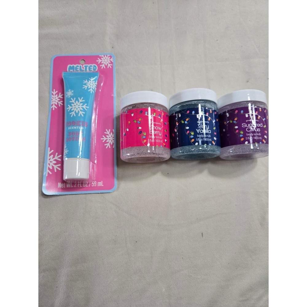 Melted Cookie Lotion & Groovi Beauty Body Scrub Set Snow Berry Vanilla Citrus